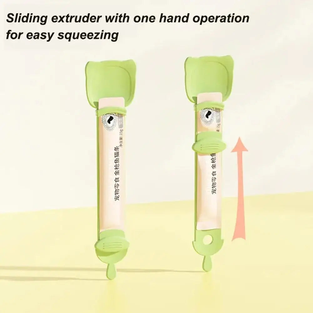 Liquid Snack Feeder Spoon for Cats 🐾🍯