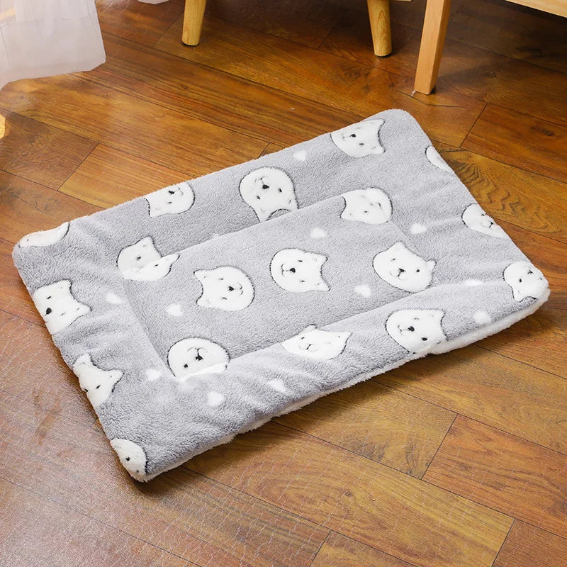 Cozy Winter Pet Bed 🐾❄️